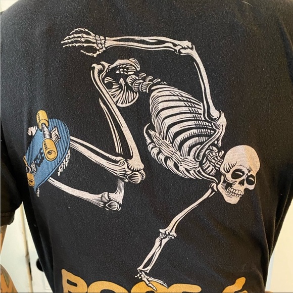 Vintage Bones 🦴 tee - Picture 3 of 3